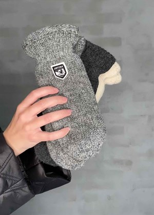 Basic wool mittens Grey Hestra 