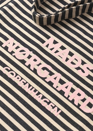 Athene AOP shopper Black Stripe Mads Nørgaard 