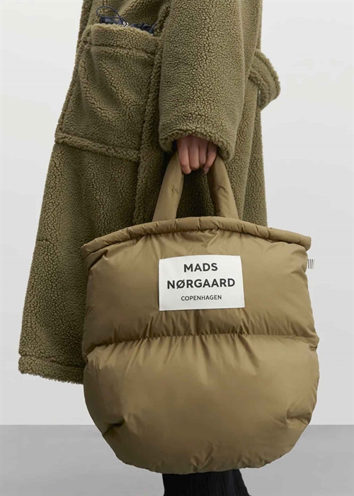 Pillow recycle bag Martine Olive Mads Nørgaard 